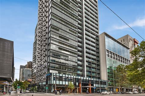 107, 3 bedroom properties for sale in Melbourne, VIC, 3000.